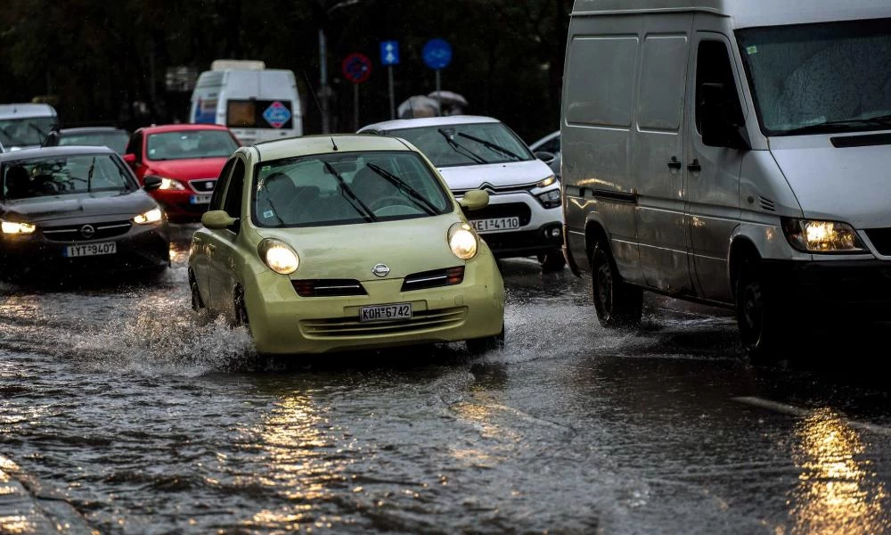 Καιρός αύριο: Βροχές και κρύο – 8 μποφόρ τις νυχτερινές ώρες